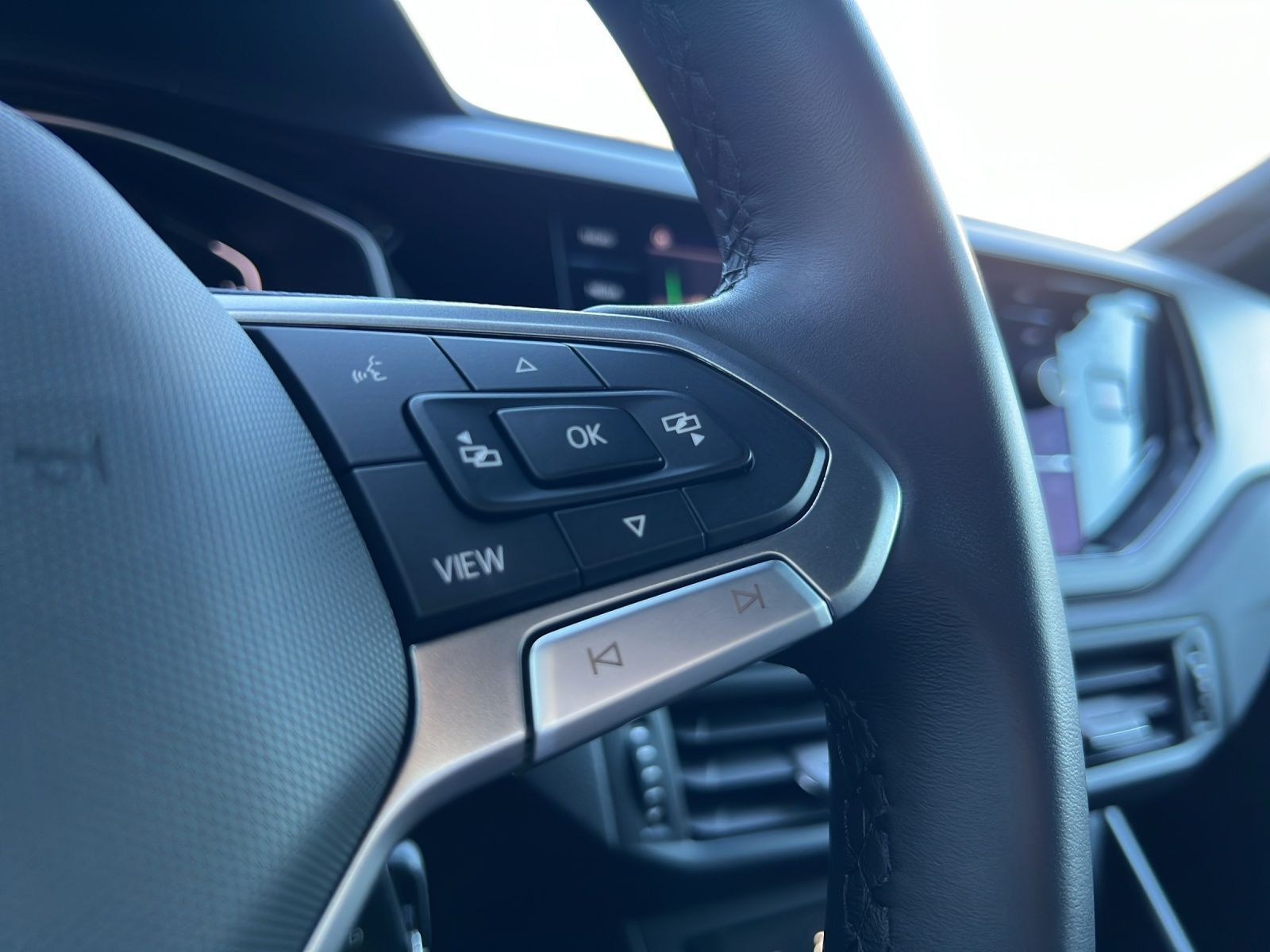 Taigo R-Line 1.0 TSI DSG Navi*ACC*Kamera