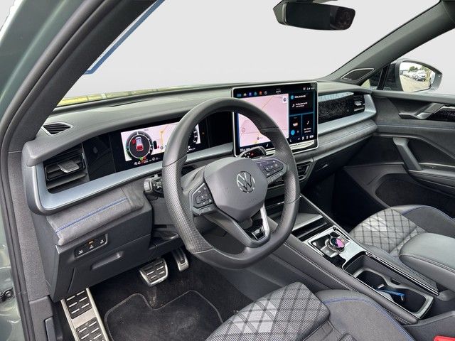 Tayron R-Line 1.5 TSI eHybrid AHK PANO HUD H&K