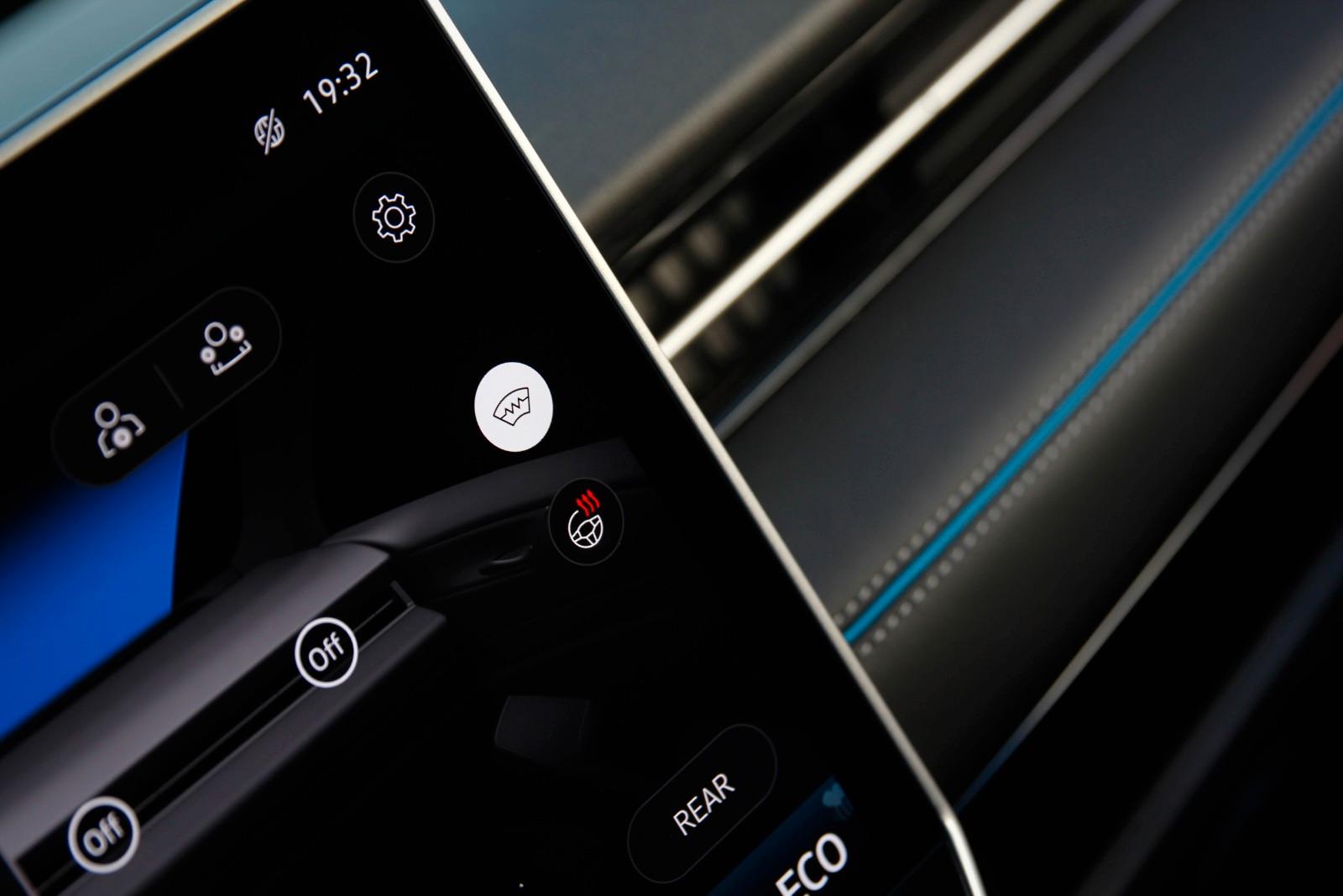 Volkswagen ID.7 Pro 210kW/HUD/Memory/Matrix/32353netto