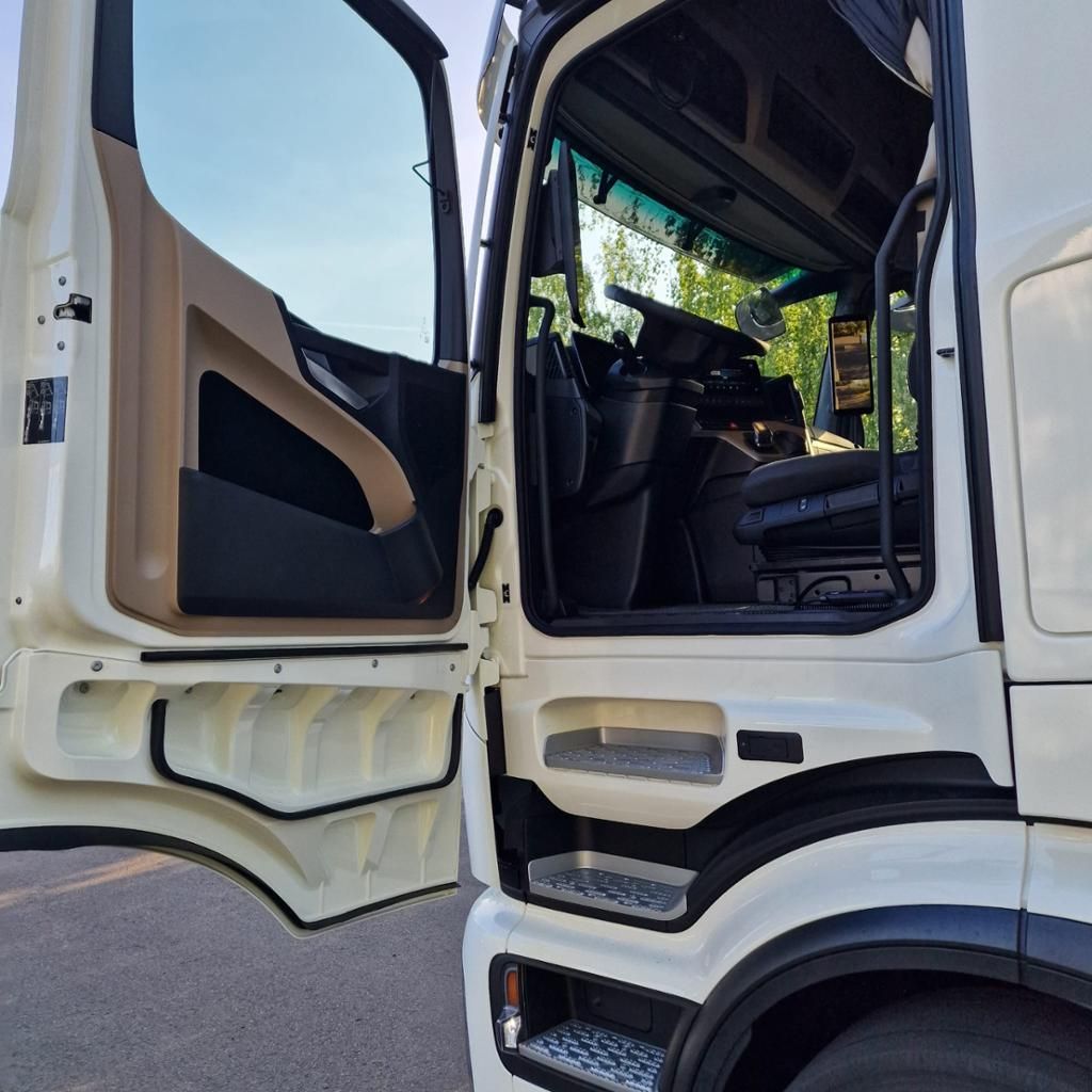 Fahrzeugabbildung Mercedes-Benz Actros 1848 LS Standklima+Retarder+SZM+L-FHS PC