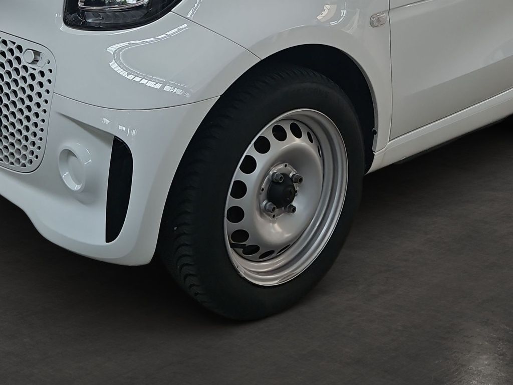 Fahrzeugabbildung Smart EQ ForTwo ''PURE'' LED SHZ Tempomat KlimaA DAB
