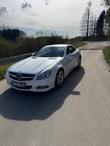 Mercedes-Benz SL 280 - - Mercedes-Benz SL 280 mit Benzin-Antrieb: Cabrio, Automatik