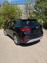 Hyundai SANTA FE Premium 4WD*Navi*AHK*Pano*Leder* - gebrauchte Hyundai SANTA FE aus dem Jahr 2018