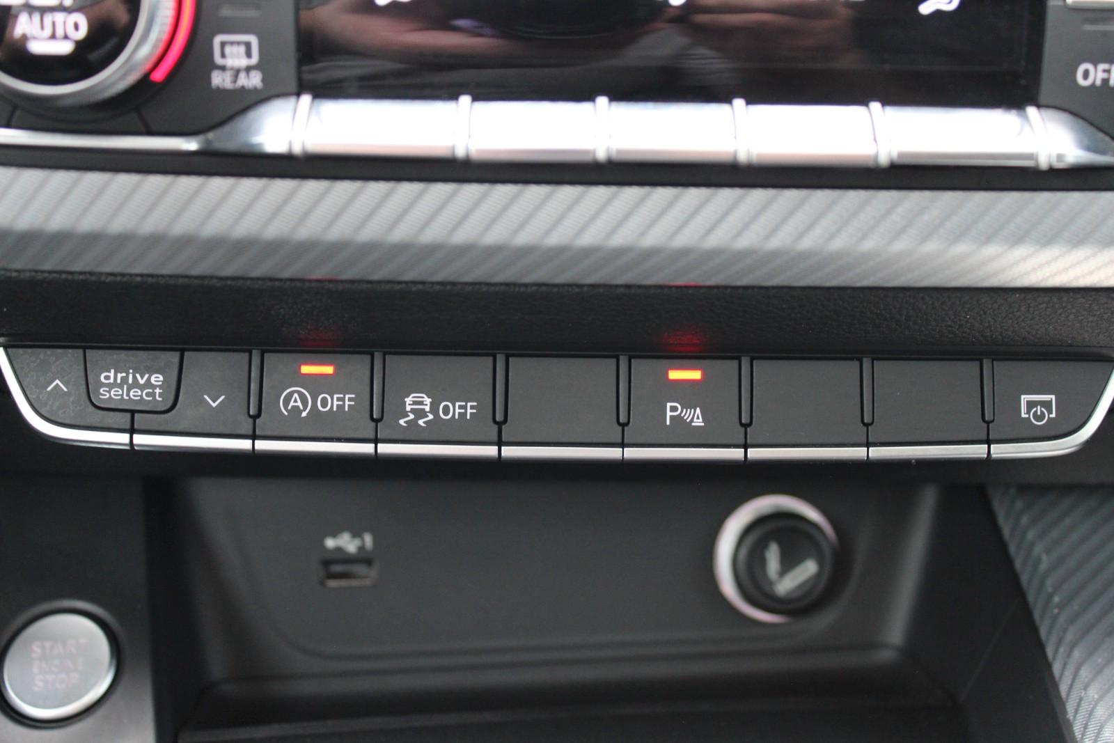 Audi A5 2.0 TFSI Coupe quattro LED*Panorama*R-Kamera