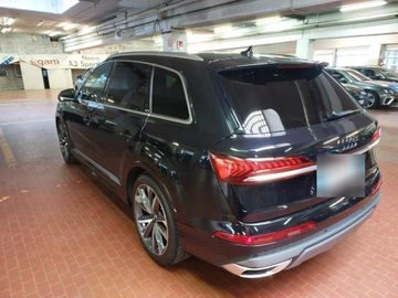 Audi Q7 - 8