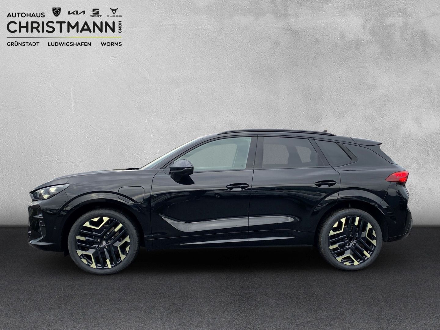 Fahrzeugabbildung CUPRA Terramar 1.5 e-Hybrid 200 VZ*TRIBE-Ed*Sennhei Ma