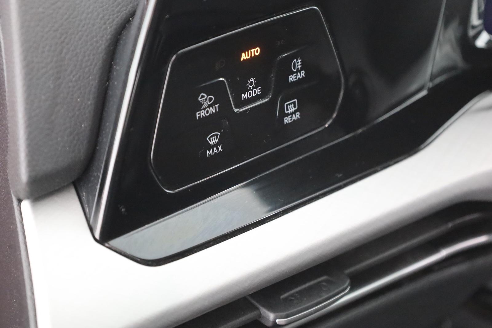 Volkswagen Golf VIII Variant 1.0 eTSI Life Standheizung ACC, миниатюра 20