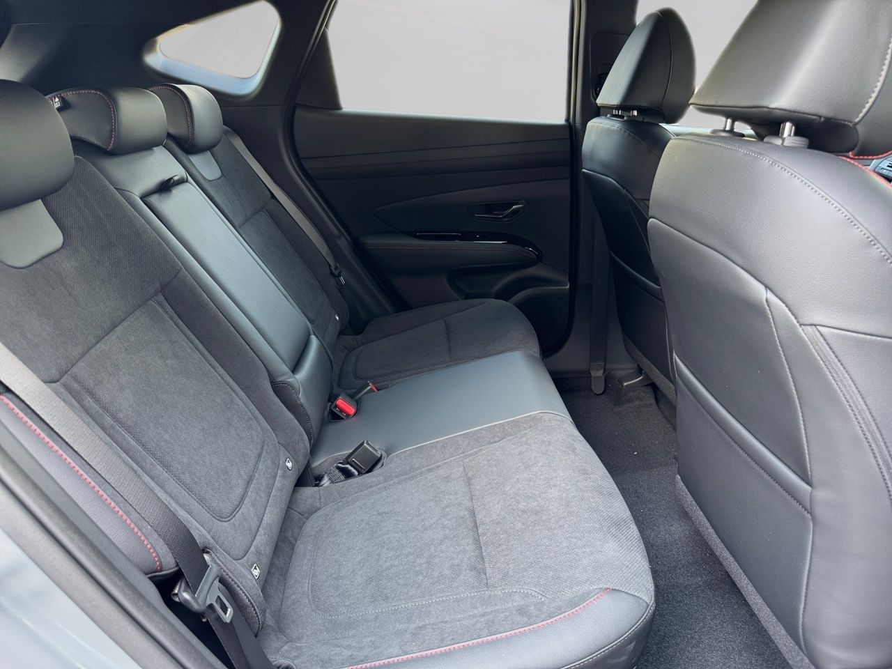 Fahrzeugabbildung Hyundai TUCSON N-LINE 2xKlima ACC AUT Akustikglas Kam.
