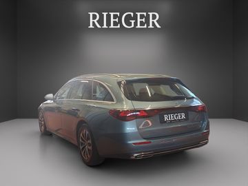 Mercedes E 220 - 9
