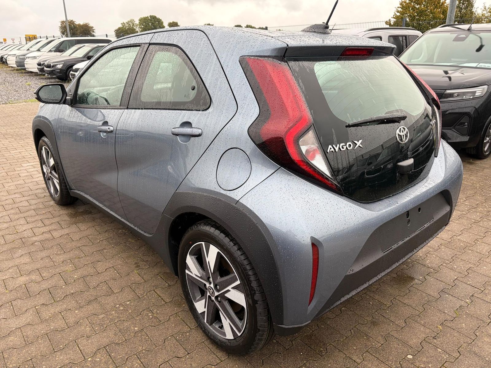 Toyota Aygo X Play 1.5 Hybrid 115PS CVT/AUTOMATIK, C... imagem 3