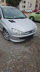 Peugeot 206 1.4 Quiksilver 110 Quicksilver - Peugeot 206 Quicksilver mit Benzin-Antrieb