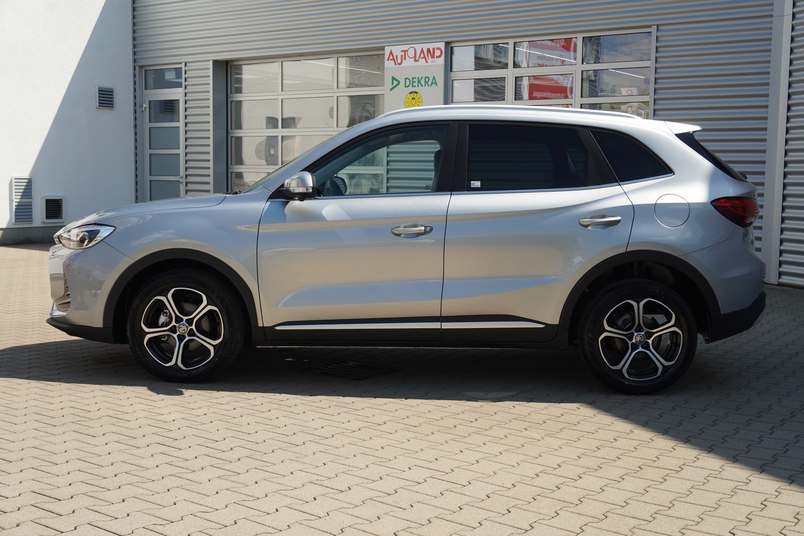 MG ZS