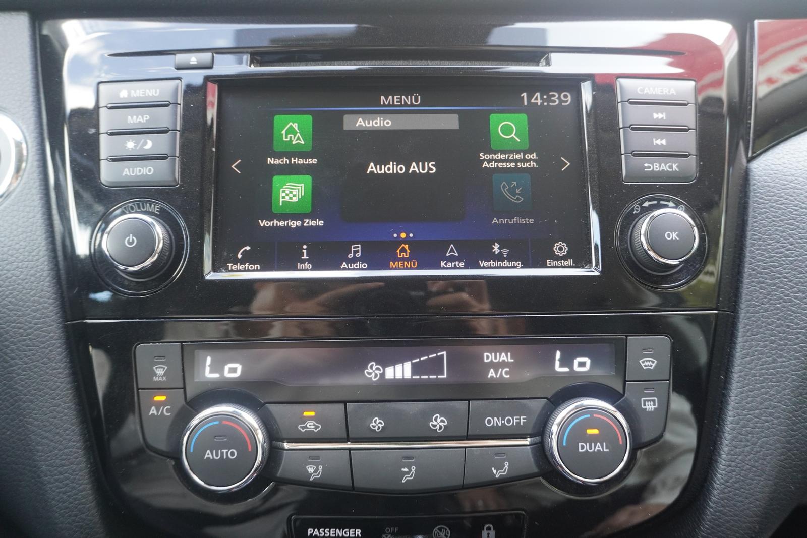 Nissan Qashqai 1.3 Acenta Navi Tempomat 360° Kamera PDC