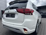 Mitsubishi Outlander 2.4 PHEV Plug-in Hybrid*4WD/AHK/LEDER* - Mitsubishi