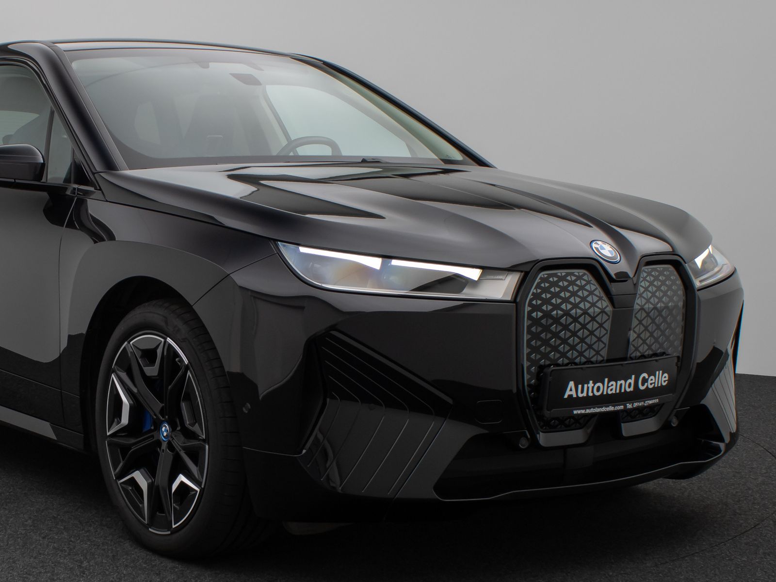 Fahrzeugabbildung BMW iX xD40 Kamera DAB H/K ACC Komfort Sport 22Zoll