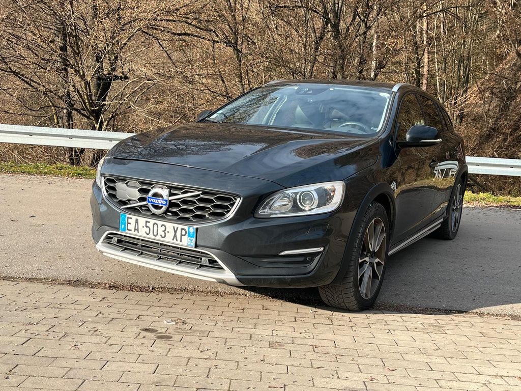 Image of Volvo V60 Cross Country