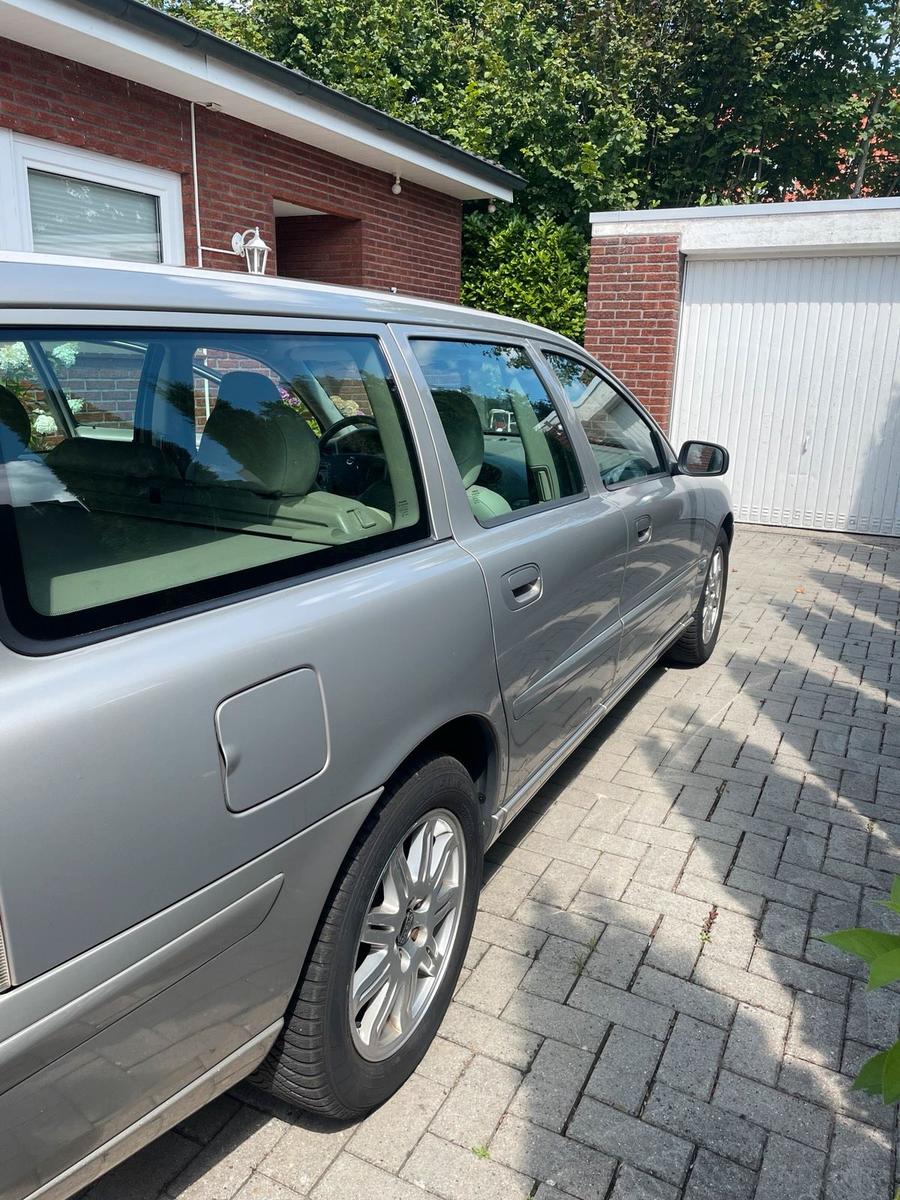 Volvo V70 2004 — photo 12