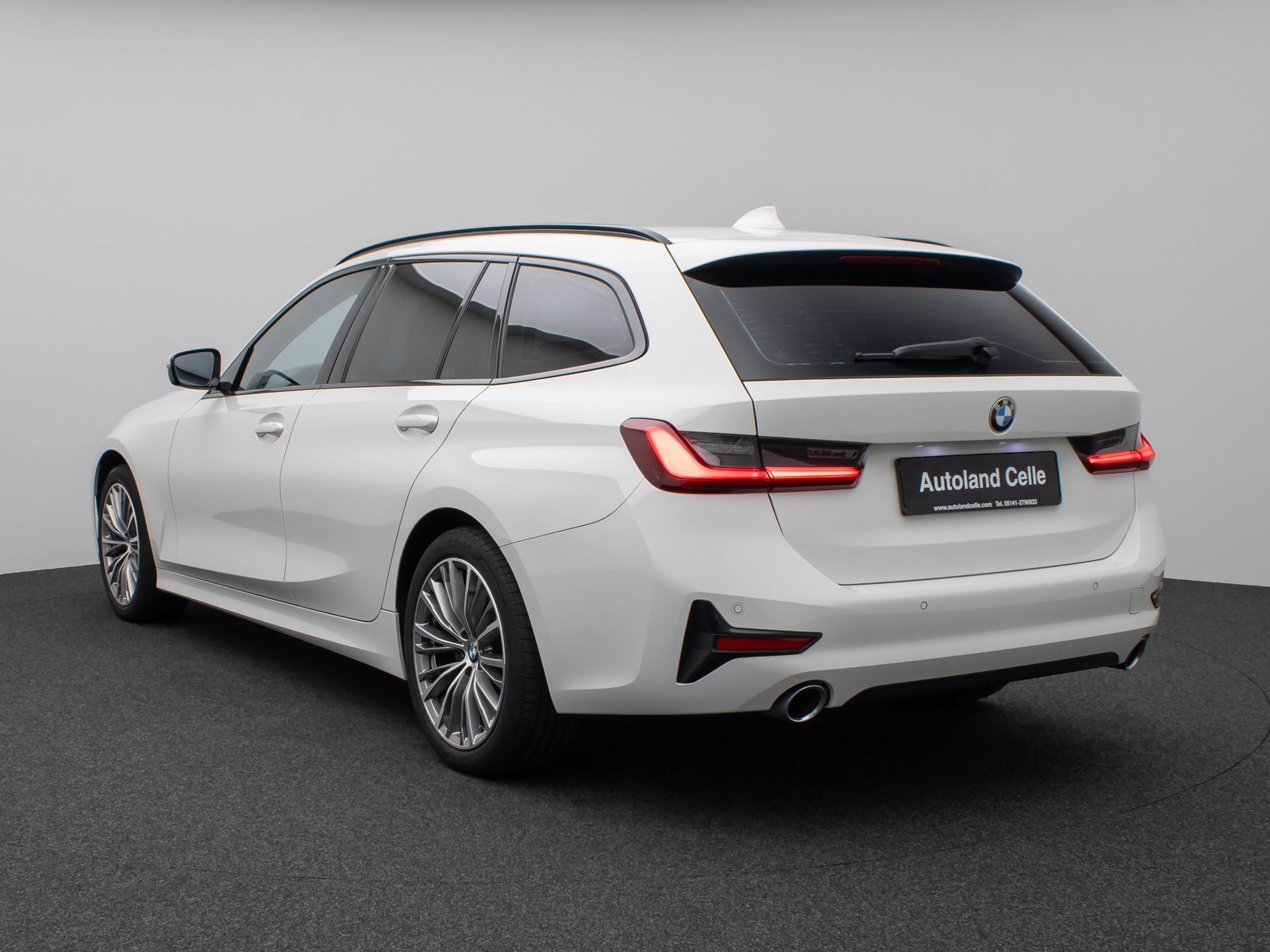 Fahrzeugabbildung BMW 320d SportLine DAB PDC Geschwindigkeitsreg Sport