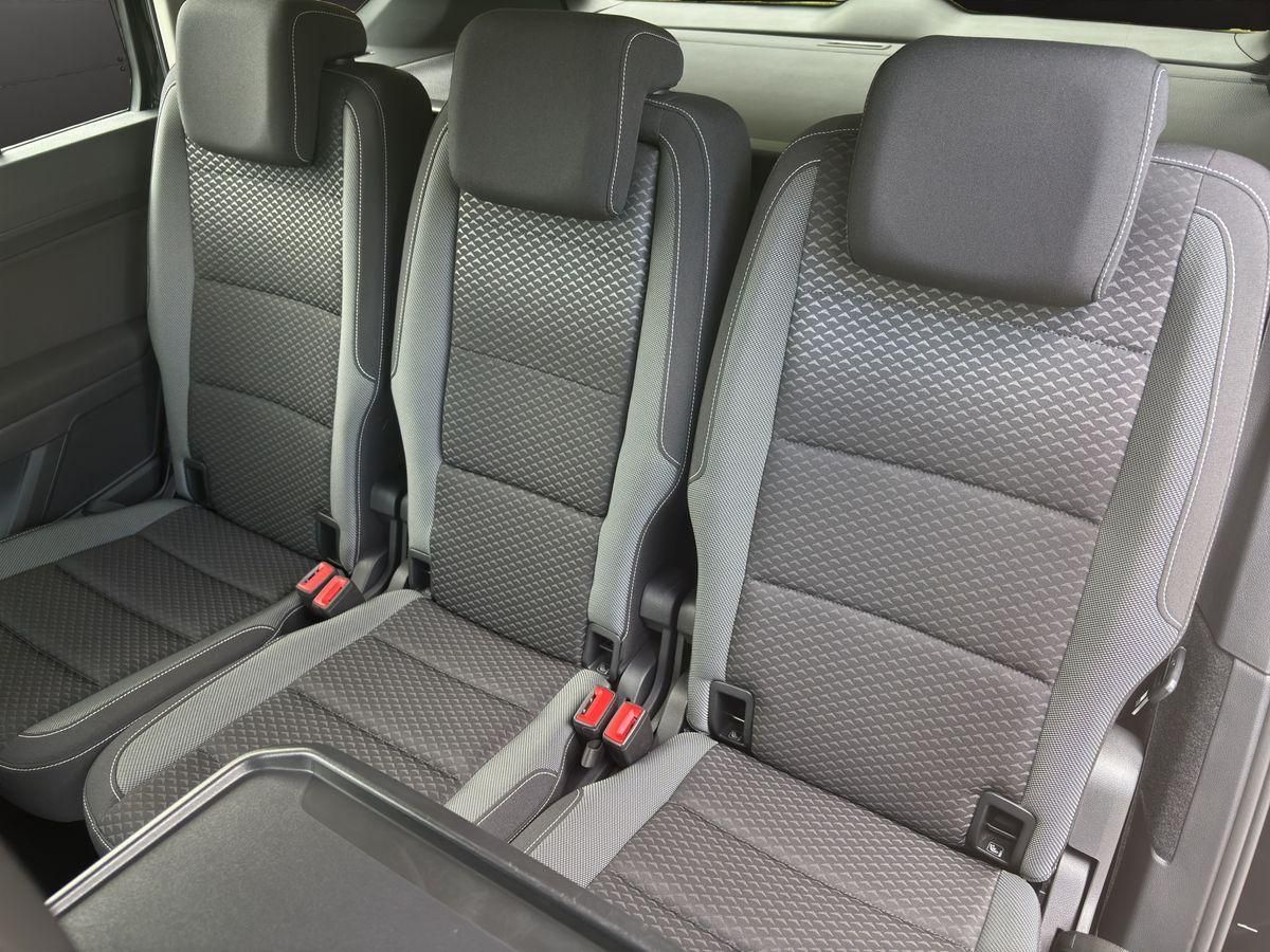 Touran Active 1.5 16V TSI DSG AHK LED NAVI