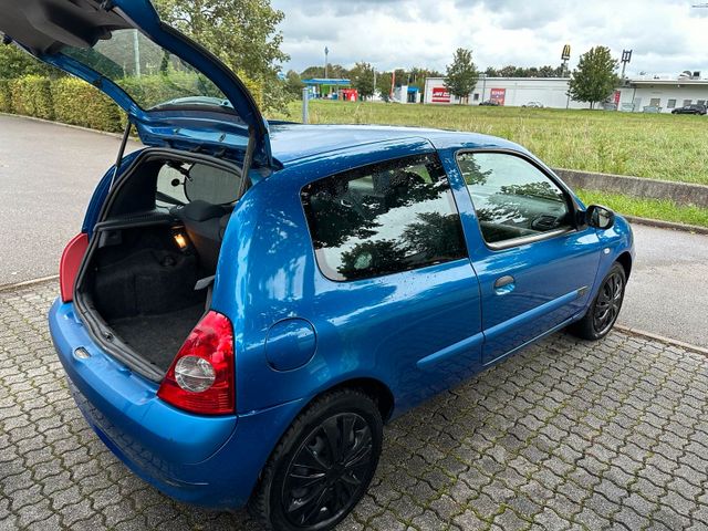 Renault Clio 2005 Blau