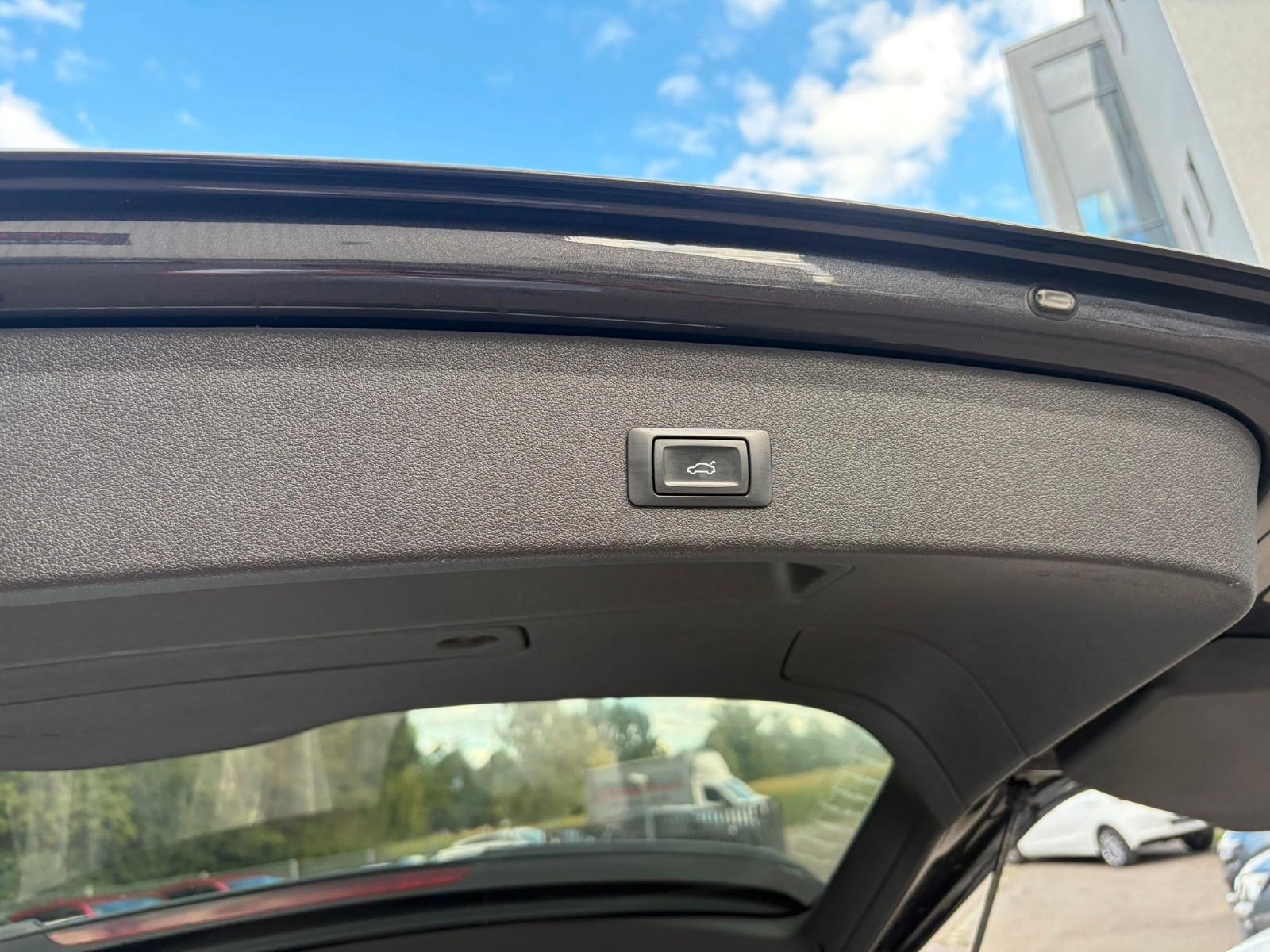 Audi SQ5 Plus 3.0 TDI V6 340 ch BVA quattro / Toit panoramique / Bang & Olufsen / ACC / Chauffage auxiliaire