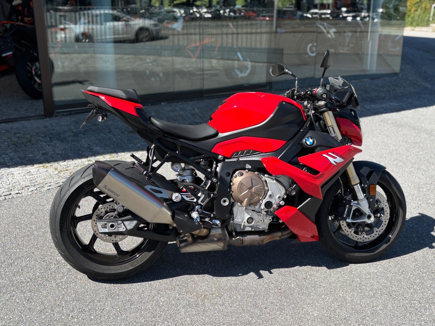 Fahrzeugabbildung BMW S 1000 R 3 Pakete, Carbonräder, Frästeile