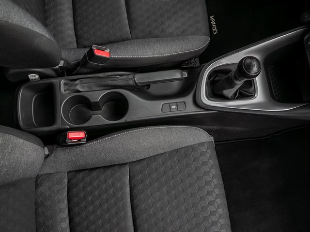 Toyota Yaris 1.5 Team Deutschland Kamera Navi LED