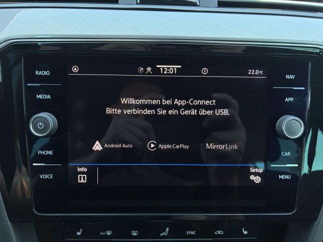 PASSAT VARIANT GTE 1.4 TSI DSG AZV+IQ.LIGHT+NAVI