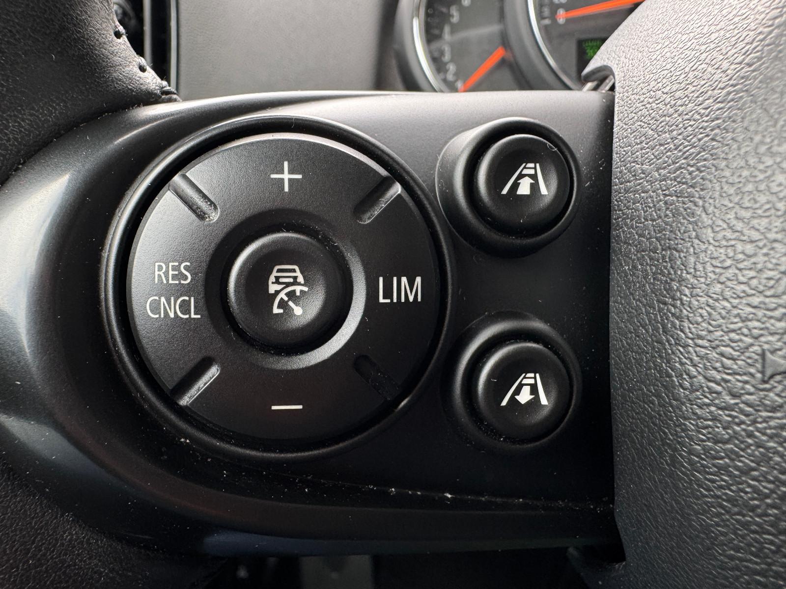 MINI Countryman S Autom.*NAVI*RüKAMERA*