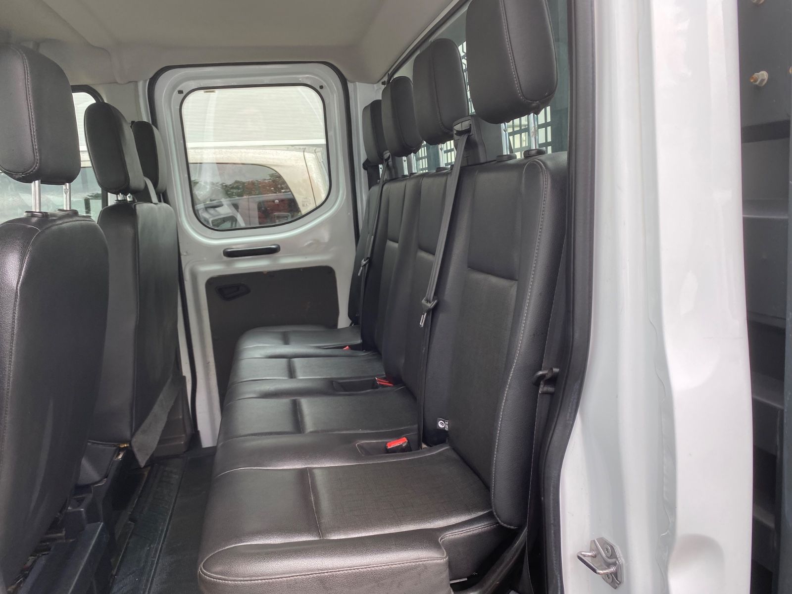 Fahrzeugabbildung Ford FORD Transit 350 L4Trend,AHK,1Hd,LederGarantie