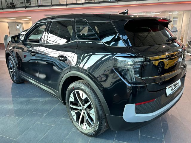 Ford Explorer Select RWD