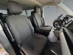 Fahrzeugabbildung Volkswagen T6.1 Multivan Comfortl. Navi LED Sitzh AHK Kamer