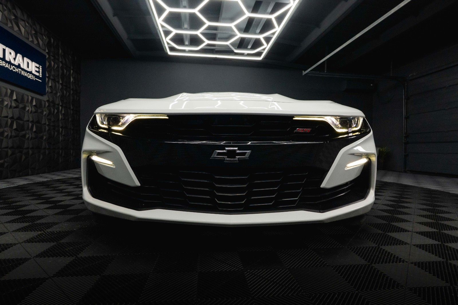 Fahrzeugabbildung Chevrolet Camaro 6.2 SS Coupe RS Performance *CarPlay*LED*