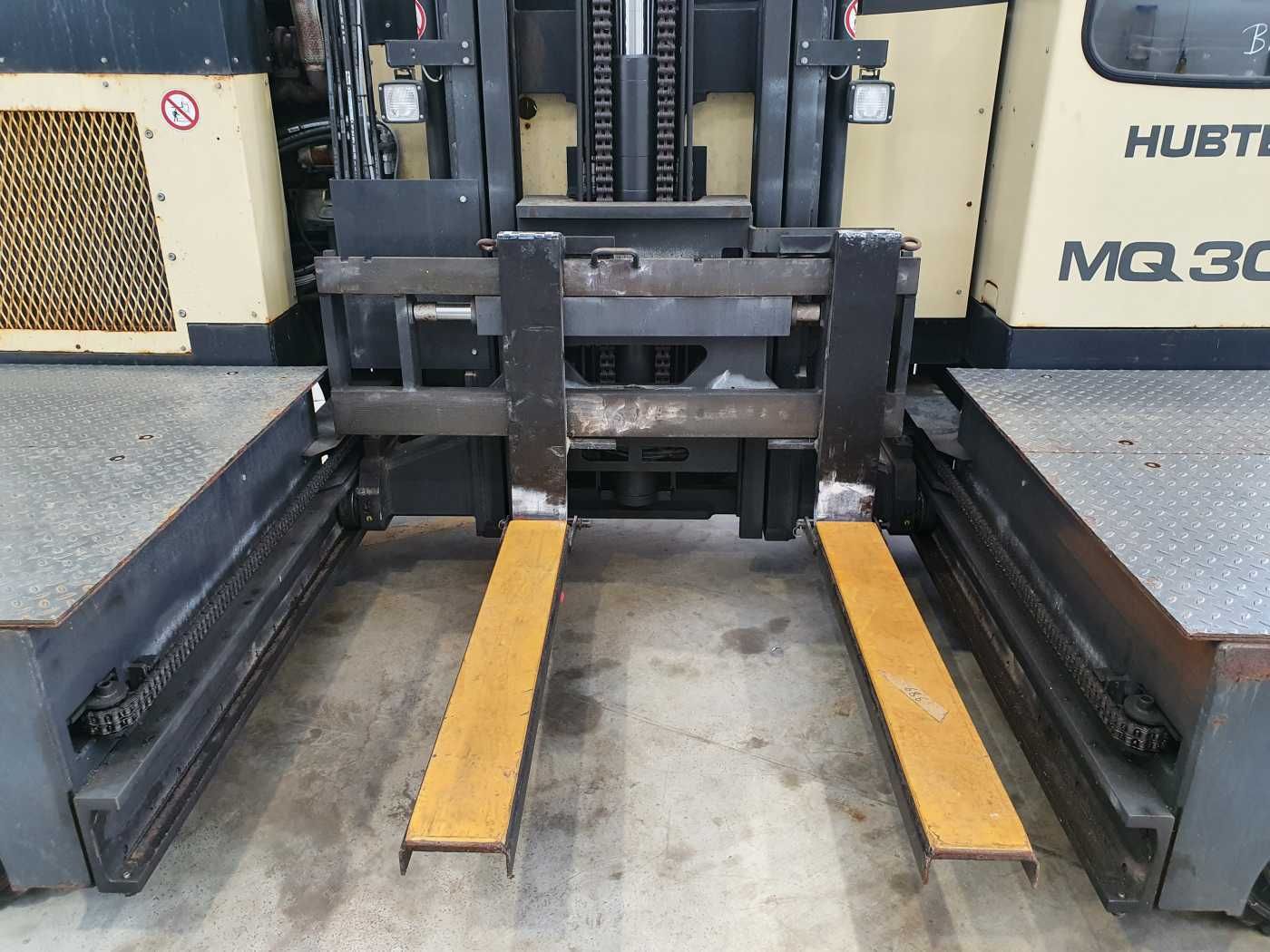 Fahrzeugabbildung Hubtex MQ 30 D / nur 201h! / Diesel / 2008