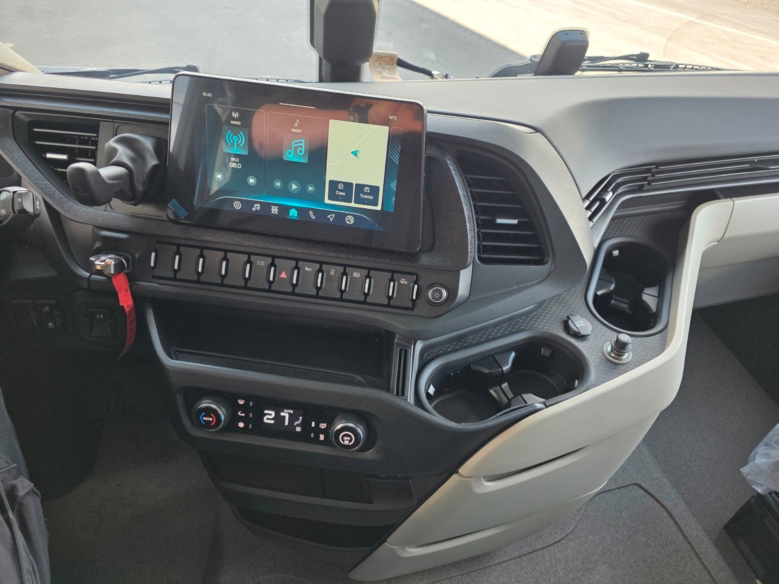 Fahrzeugabbildung Iveco S-Way AS440S50T/P Standklima+Heizung LED