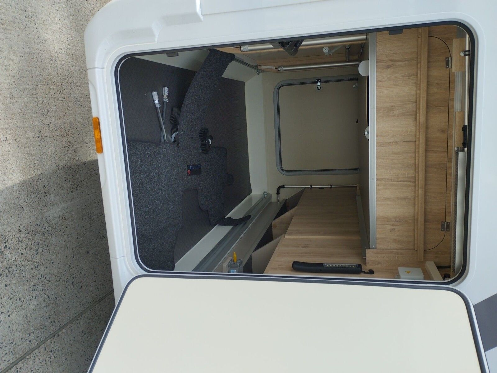 Fahrzeugabbildung Eura Mobil Integra Line IL 720 QF MondialMarkise8-Gang Aut.