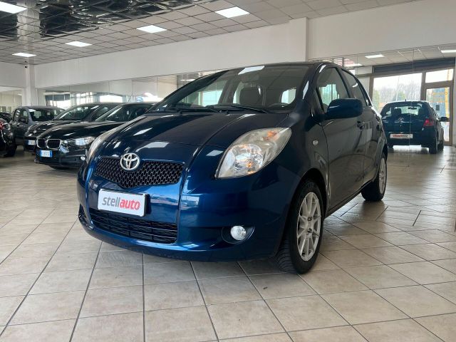 Toyota Yaris 1.3 5 porte Sol