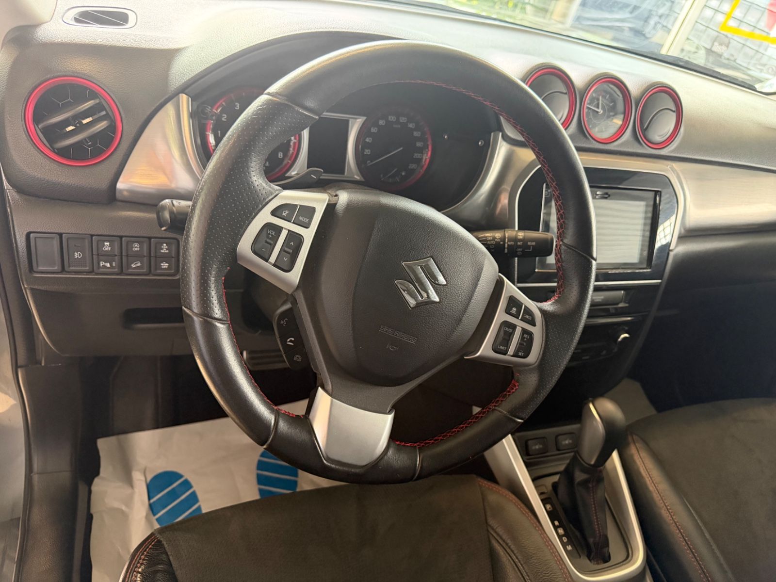 Fahrzeugabbildung Suzuki Vitara 1.4 S 4x4