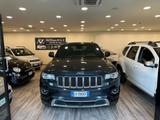 Jeep Grand Cherokee 3.0 V6 CRD Overland - blaue Jeep Grand Cherokee