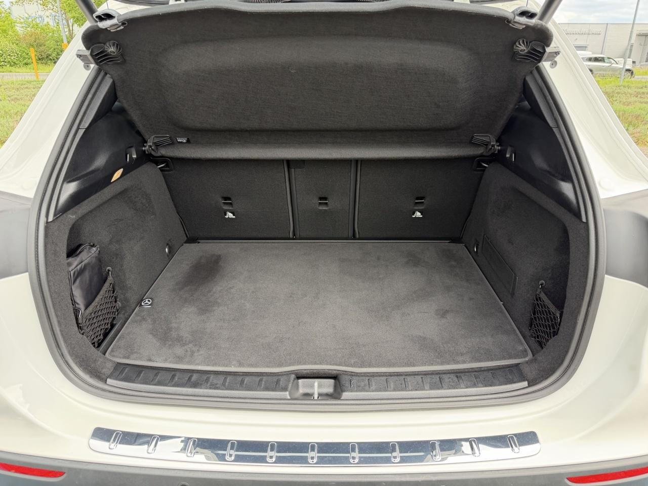 Mercedes-Benz GLA 220d 4M PROGRESSIVE+FAHRASSIST+TOTW+360+KAM