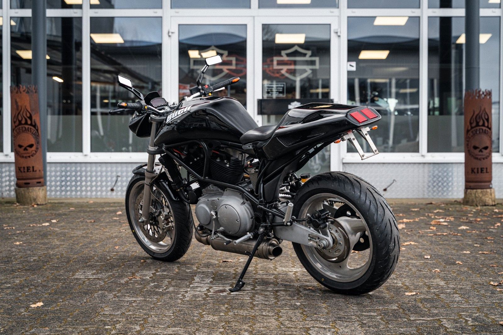 Fahrzeugabbildung Buell CYCLONE Sport Luftfilter Supertrapp Auspuff