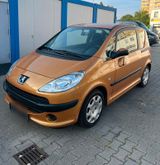 Peugeot 1007 1.4 - Peugeot 1007: 1.4