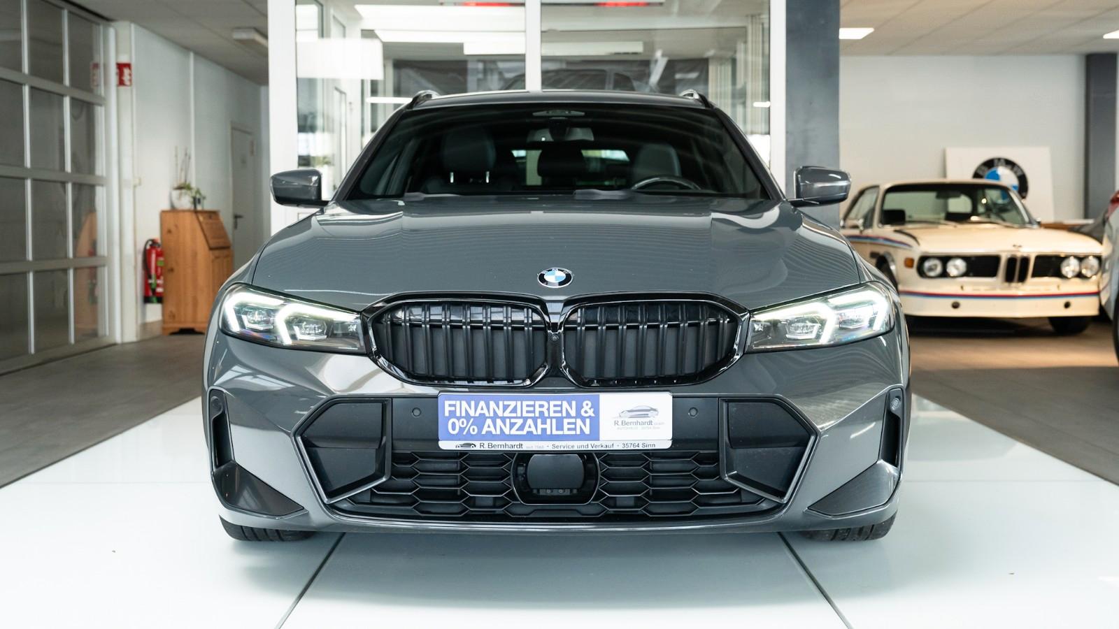 BMW 330d M Sport schwAHK HUD 360°Kam DrivAssisPro