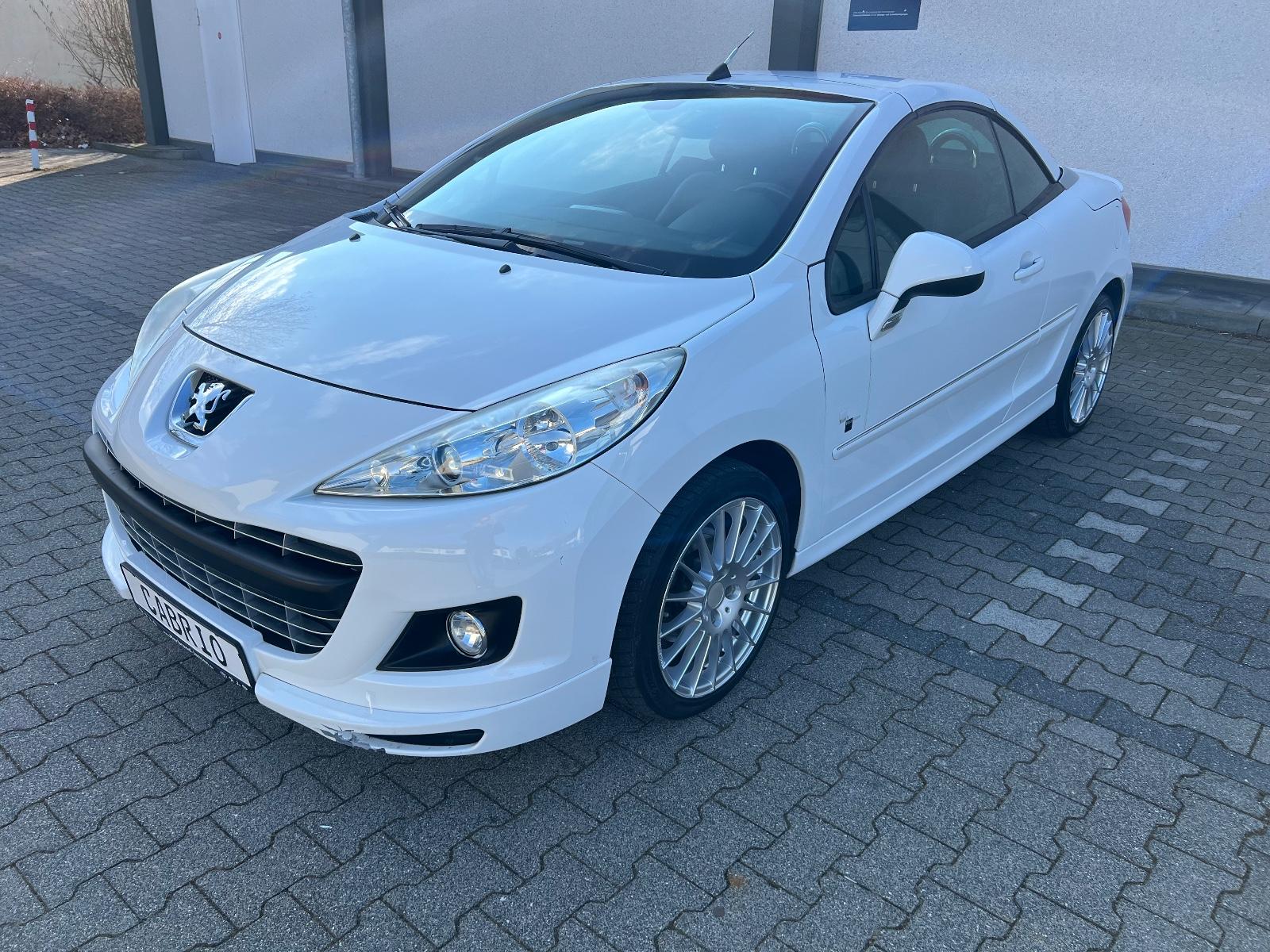 Peugeot 207 CC Cabrio-Coupe Platinum B&W Edition