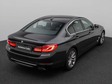 Fahrzeugabbildung BMW 540i Luxury Line HUD ACC LED Kamera 360°