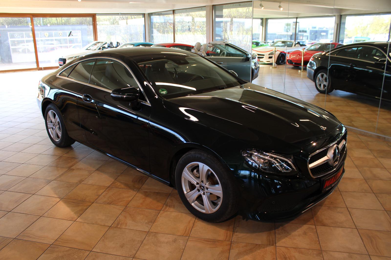 Mercedes-Benz E 200 Coupe *Sonderlack+2. Hand+Top*