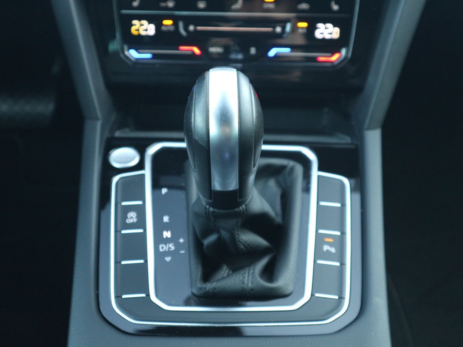 Volkswagen Passat Variant - Bild 14
