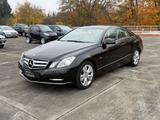 Mercedes-Benz E 350 E Coupe E 350 CDI BlueEfficiency - Mercedes-Benz E 350: Coupe, Cdi