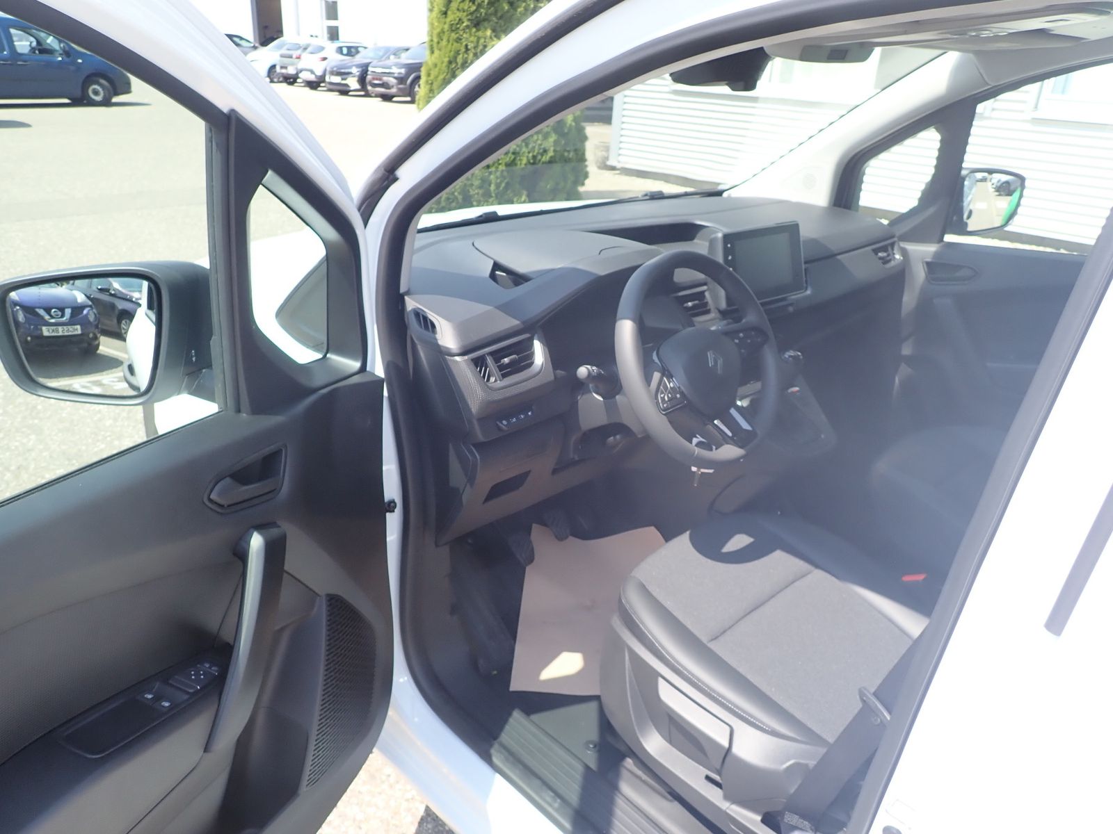 Fahrzeugabbildung Renault Kangoo Rapid Advance L2 Blue dCi 115 MY26