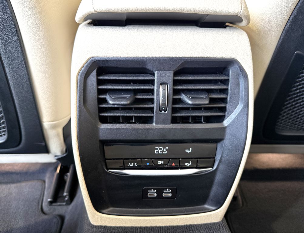 BMW 320i Tour Individual HUD+KAM+NAVI-LivePro+LEDer foto 22